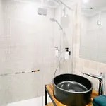 Charming With Sofa, Bed And Terrace-as Appartement