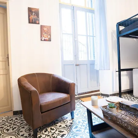 Apartamento Charming With Sofa, Bed And Terrace-as *